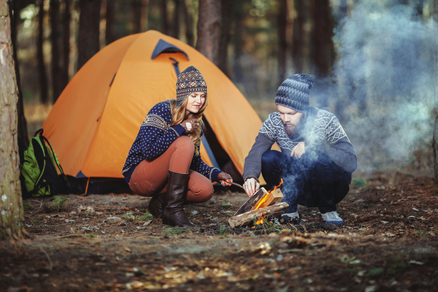 famille en camping dans l'Hérault